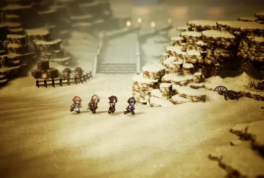 Quatro personagens caminham juntos através de um cenário nevado, com formações rochosas e uma estrada ao fundo, em um momento da nova aventura de RPG "OCTOPATH TRAVELER 0". A arte em estilo HD-2D dá um toque visual único à cena, destacando a vastidão do mundo de Orsterra