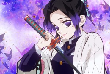 Shinobu Kocho com sua katana envenenada, cercada por borboletas lilás em Demon Slayer.