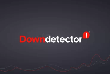 Gráfico do Downdetector mostra pico de falhas simultâneas em grandes serviços após a queda da AWS em 20 de outubro de 2025.