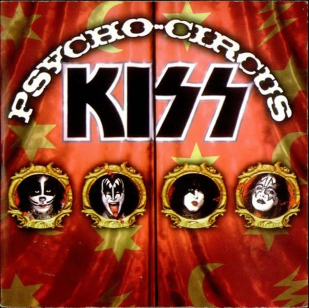 Capa do jogo KISS: Psycho Circus – The Nightmare Child, inspirado nos quadrinhos da banda Kiss.