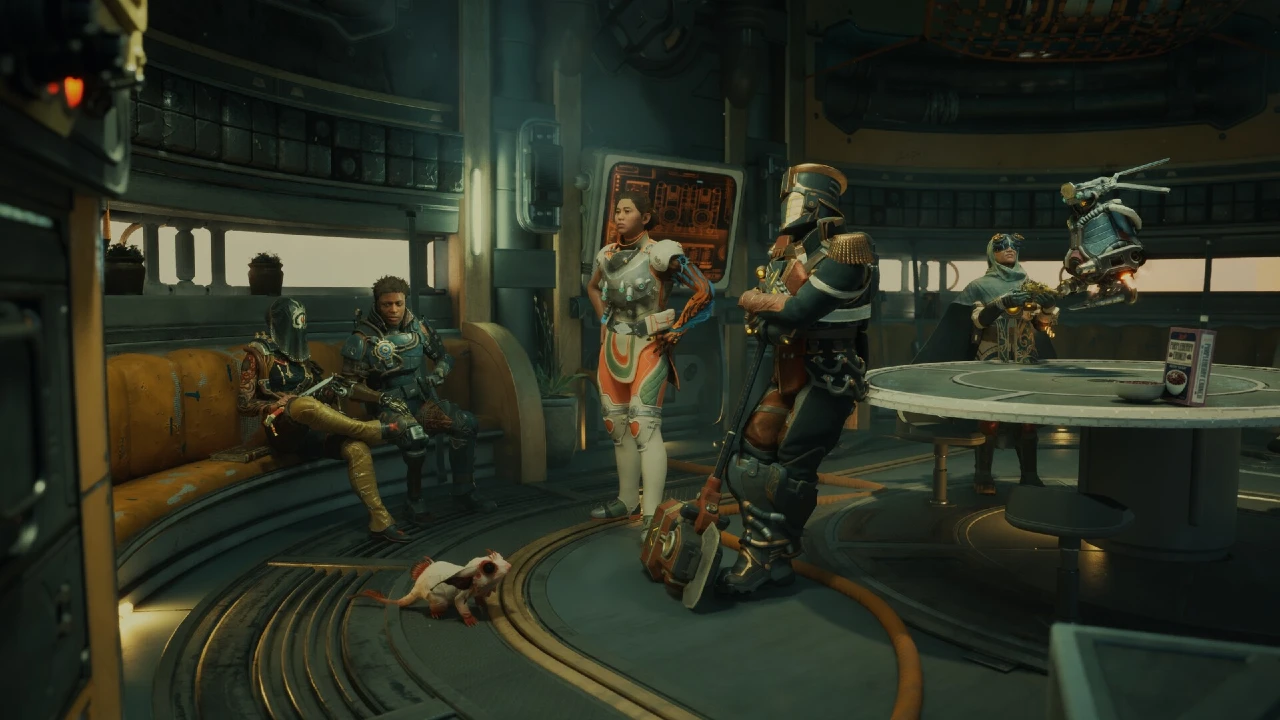 Grupo de personagens reunidos em uma nave, com trajes retrofuturistas distintos e um pequeno animal no chão, em cena de The Outer Worlds 2.
