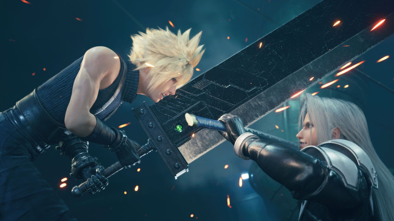 Cena de gameplay mostrando Cloud Strife com cabelos loiros espetados empunhando a espada gigante Buster Sword em combate aéreo contra Sephiroth de cabelos prateados em Final Fantasy VII Remake Intergrade, com faíscas e efeitos visuais dinâmicos ao redor