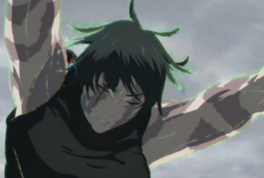 Maki Zen'in com expressão vazia empunhando grande espada em movimento dinâmico durante cena do massacre do Clã Zen'in no episódio 4 da temporada 3 de Jujutsu Kaisen com céu cinza ao fundo