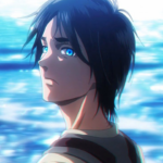 Eren Yeager (Attack on Titan) de perfil, com cabelo escuro e olhos azuis, olhando para o horizonte com expressão séria, com o mar azul desfocado ao fundo.