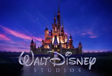 Logo do Walt Disney Studios com imagens dos filmes