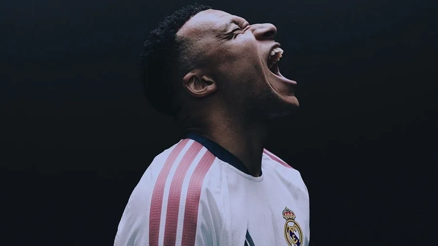 Capa do FC 27 com Kylian Mbappé em destaque