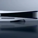 Console PlayStation 5 representando plataformas de mídia física e digital