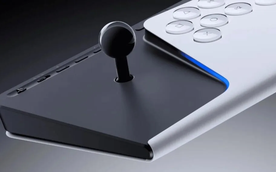 Controle PlayStation FlexStrike com design compacto mostrado em divulgação oficial da Sony