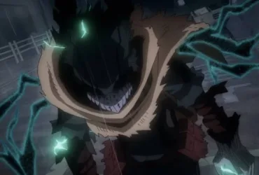 Deku na fase “vigilante”, usando máscara e uniforme rasgado, em um cenário escuro e chuvoso, com energia verde ao redor do corpo e expressão cansada.