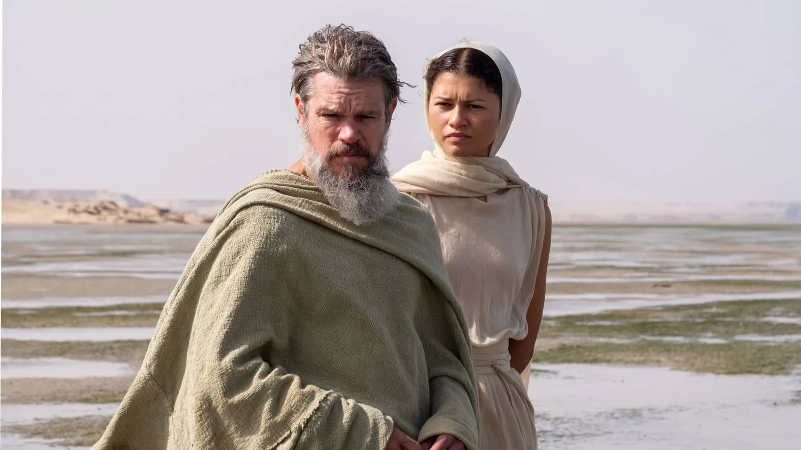 Matt Damon como Odysseus no cenário de Fortnite inspirado na Grécia Antiga