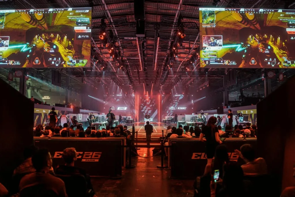 Monica Dinsmore CEO de esports da EA em evento Esports World Cup 2026