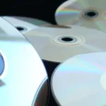 Pesquisa sobre preços de games físicos e digitais no PlayStation