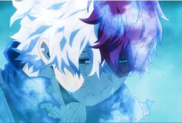 Shoto Todoroki, personagem de My Hero Academia, aparece ferido e exausto em meio a fumaça e luz azulada após enfrentar Dabi. O rosto está sério, com marcas de batalha, enquanto o contraste entre gelo, sombras e brilho frio transmite conflito familiar, trauma e determinação.