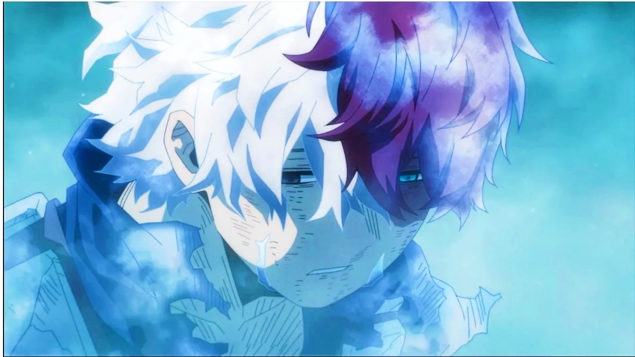 Shoto Todoroki, personagem de My Hero Academia, aparece ferido e exausto em meio a fumaça e luz azulada após enfrentar Dabi. O rosto está sério, com marcas de batalha, enquanto o contraste entre gelo, sombras e brilho frio transmite conflito familiar, trauma e determinação.